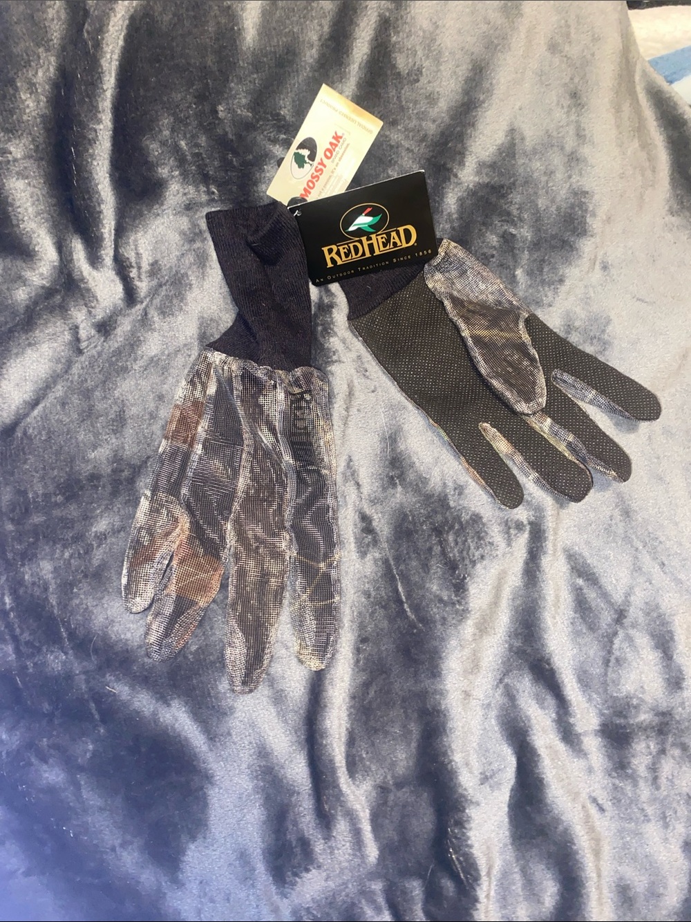 RedHead Men’s Camo Hunting Gloves with Black Grip